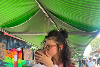 Manu Gavassi compartilha foto rara com a filha, Nara