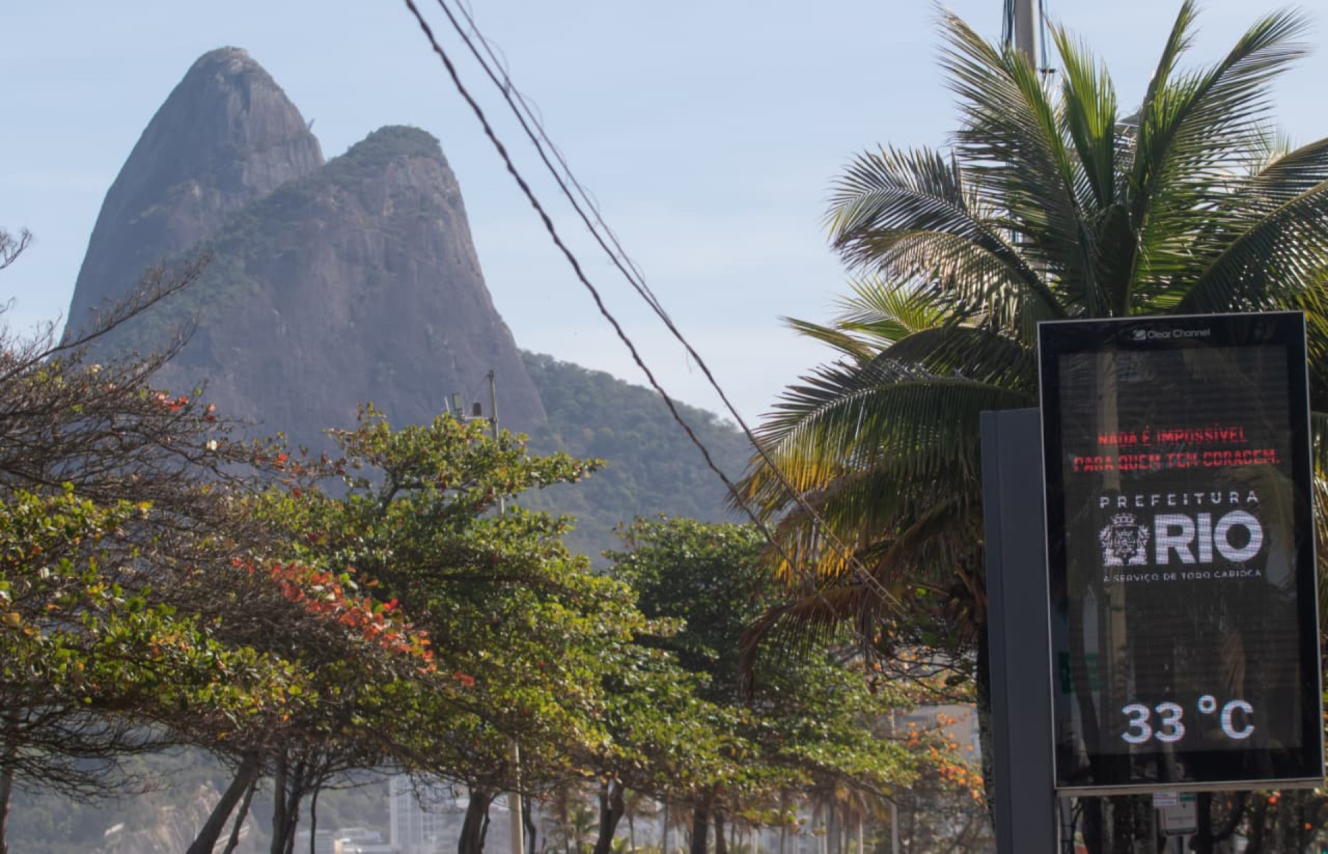 Cariocas aproveitam verânico na Praia de Ipanema - Érica Martins/Agência O DIA