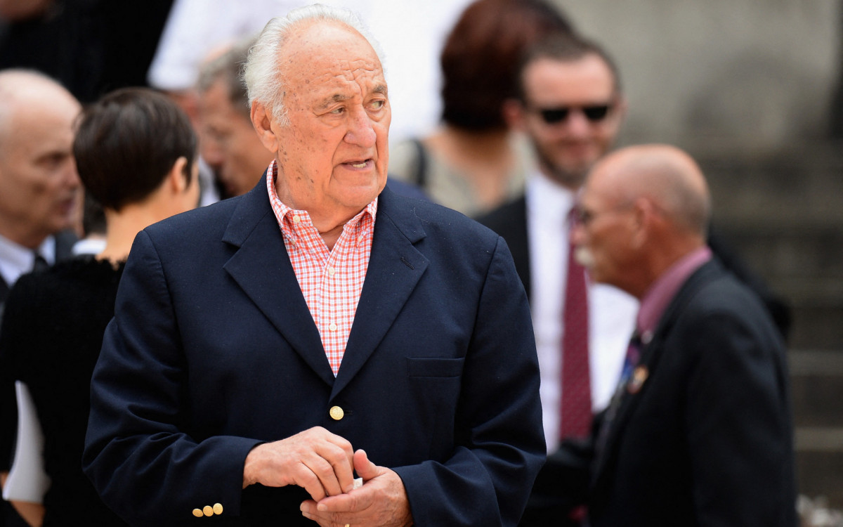 Jerry Adler começou no mundo das artes nos bastidores do teatro - AFP