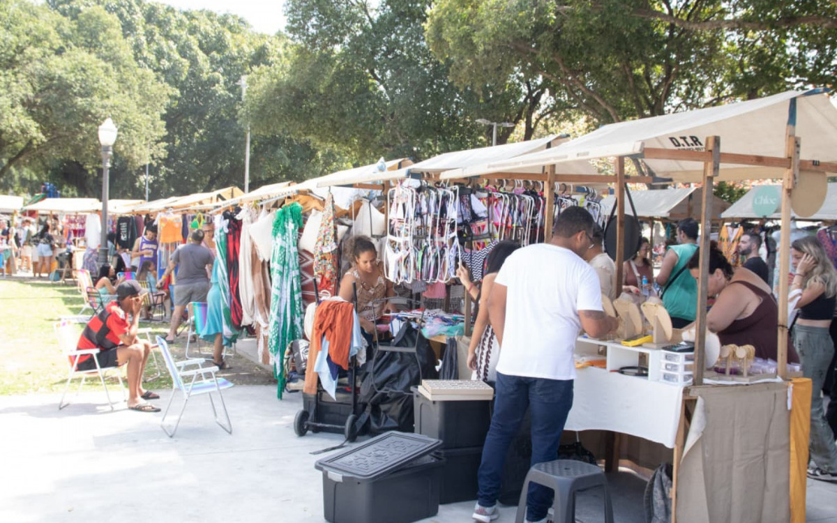 Domingo de sol atraiu grande movimentação na Feira da Glória - Érica Martins/Agência O DIA