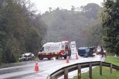 RS: Acidente entre dois carros mata três pessoas, incluindo uma criança de 5 anos