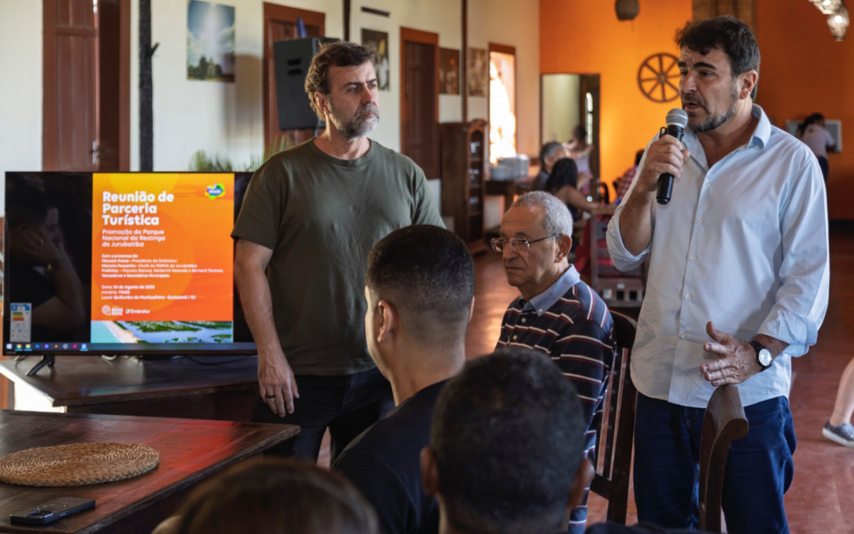 Marcelo Freixo se reuniu com prefeito, secretário e representantes do turismo no Quilombo da Machadinha 
