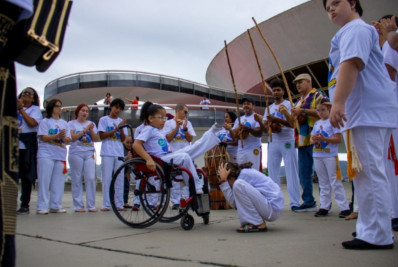 Instituto Gingas abre vagas para professores de capoeira