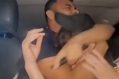 Passageiro bêbado vomita em carro de aplicativo e agride motorista em MG