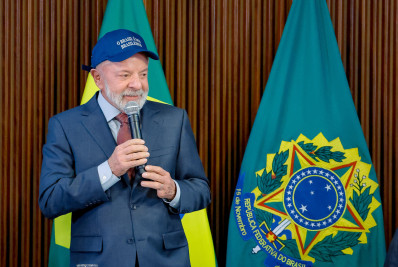 Lula autoriza abertura de processo para aplicação da Lei de Reciprocidade contra os EUA