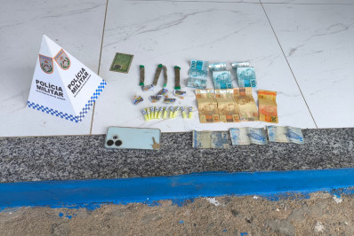 Polícia Militar prende suspeito e apreende drogas em Casimiro de Abreu