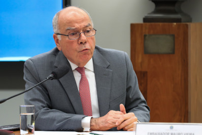 'Não podemos admitir intervenções externas', afirma Mauro Vieira