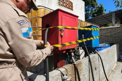 Depósito de combustíveis irregular é fechado em Arraial do Cabo