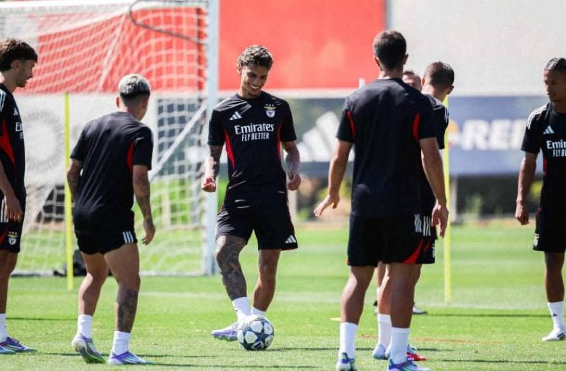 Benfica x Fenerbah&ccedil;e: onde assistir, escala&ccedil;&otilde;es e arbitragem