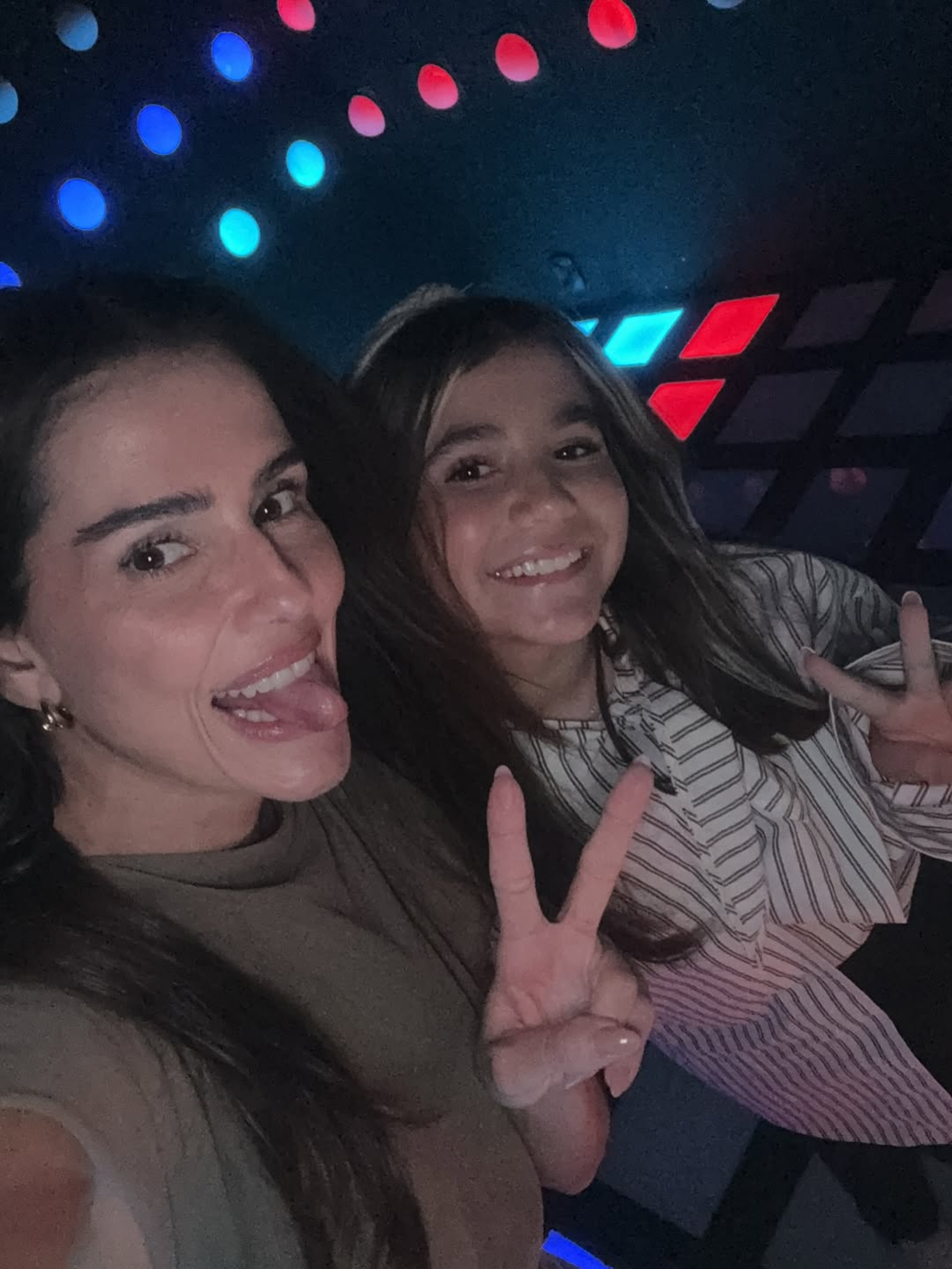 Deborah Secco e a filha Maria Flor - Reprodução / Instagram