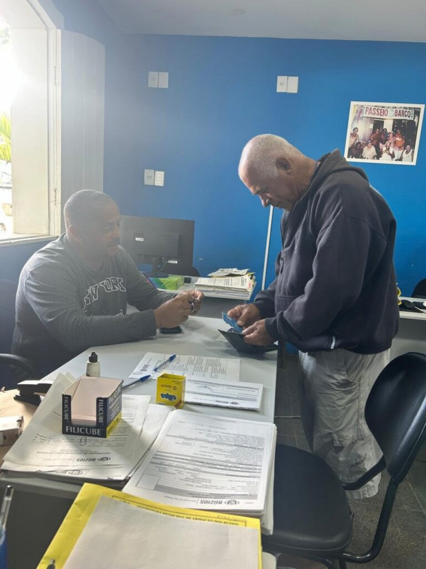 Cadastro de pescadores, marisqueiras e caiçaras - Ascom