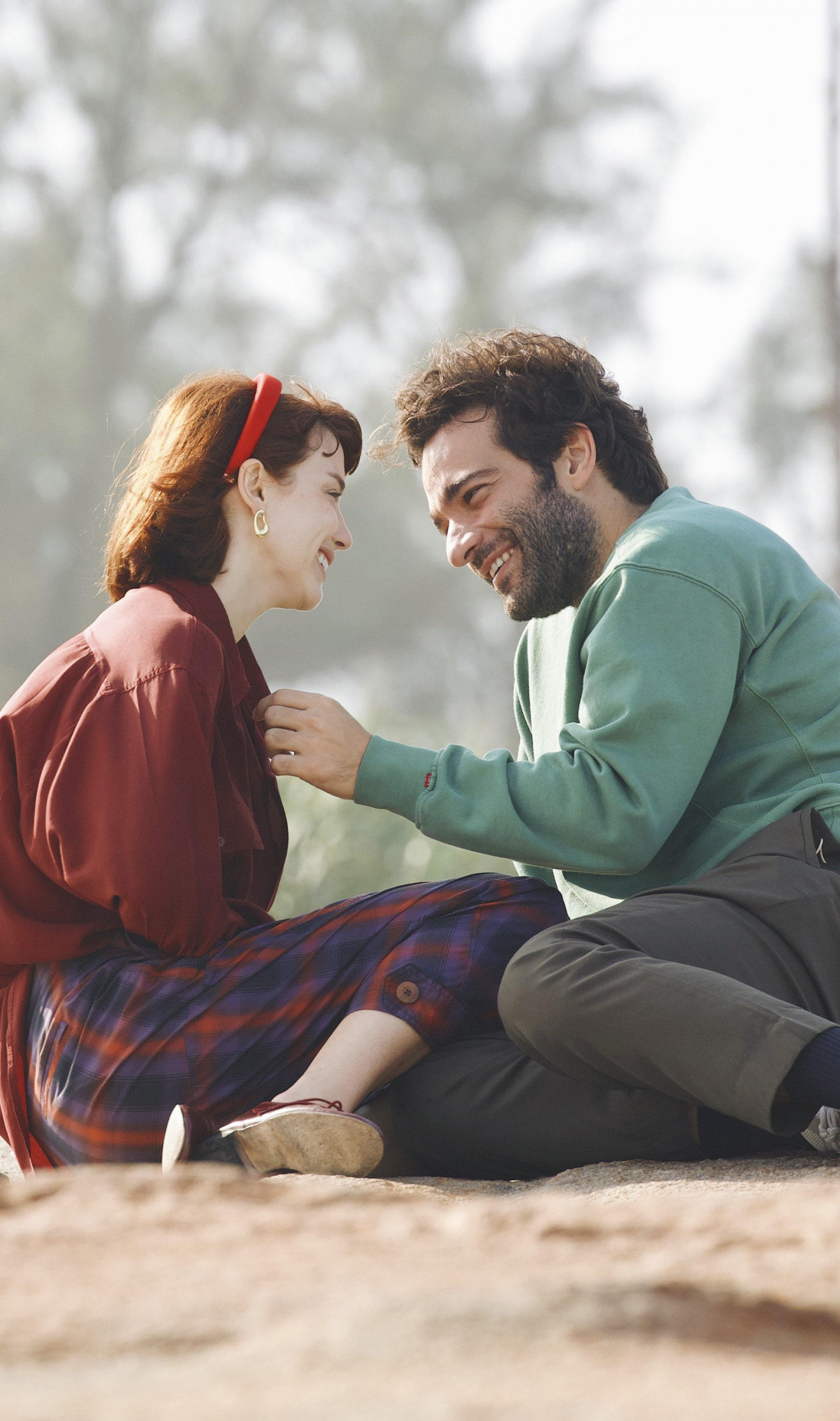 Afonso (Humberto Carrão) conversa com Solange (Alice Wegmann) sobre não seguir com o tratamento e ela revela que ele é o pai dos seus filhos - Globo/ Manoella Mello