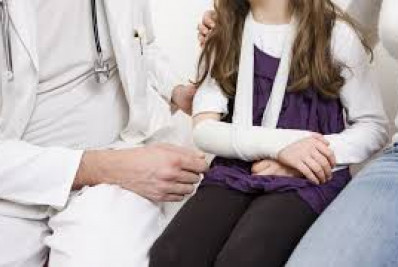 A cada hora, 14 crianças são internadas no Brasil por acidentes, aponta estudo