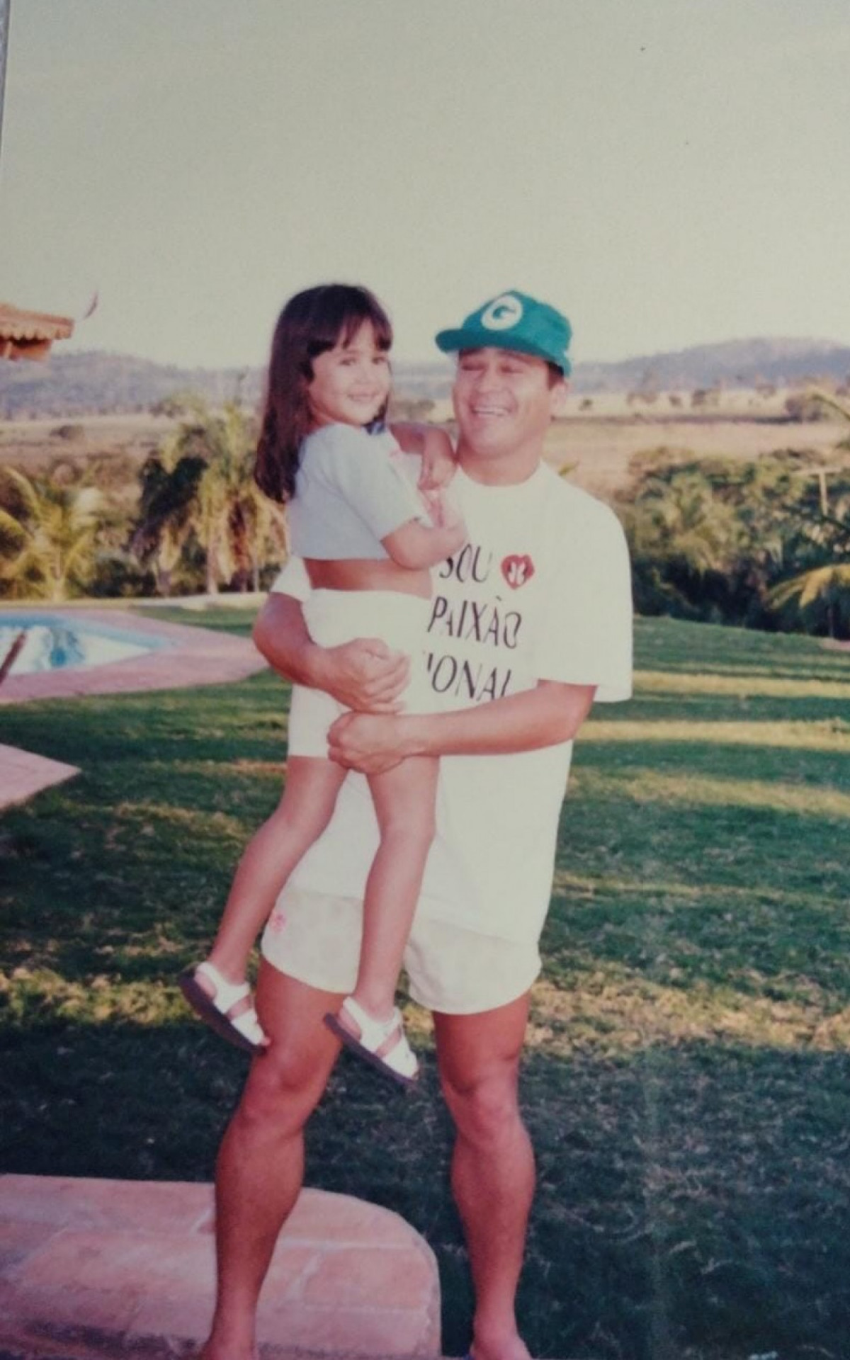 Monyque Isabella e o pai, o cantor Leonardo - Reprodução/Instagram