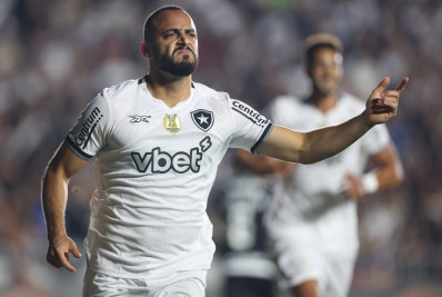 Autor do gol do Botafogo, Arthur Cabral analisa empate com o Vasco: 'Não foi ruim'