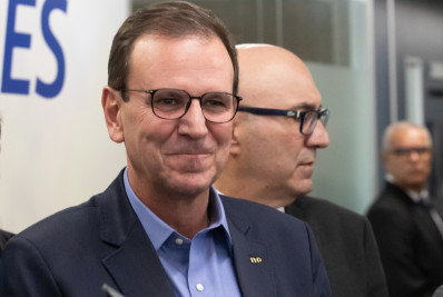 Eduardo Paes tem 54,8% das intenções de voto para o governo do Estado, diz pesquisa