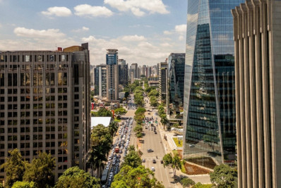 Ordens judiciais falsas e aviso de CPF bloqueado: como era central do golpe na Faria Lima