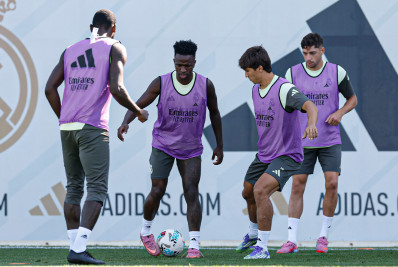 Real Madrid não irá aumentar oferta e Vini Jr pode sair de graça em 2027, diz jornal espanhol