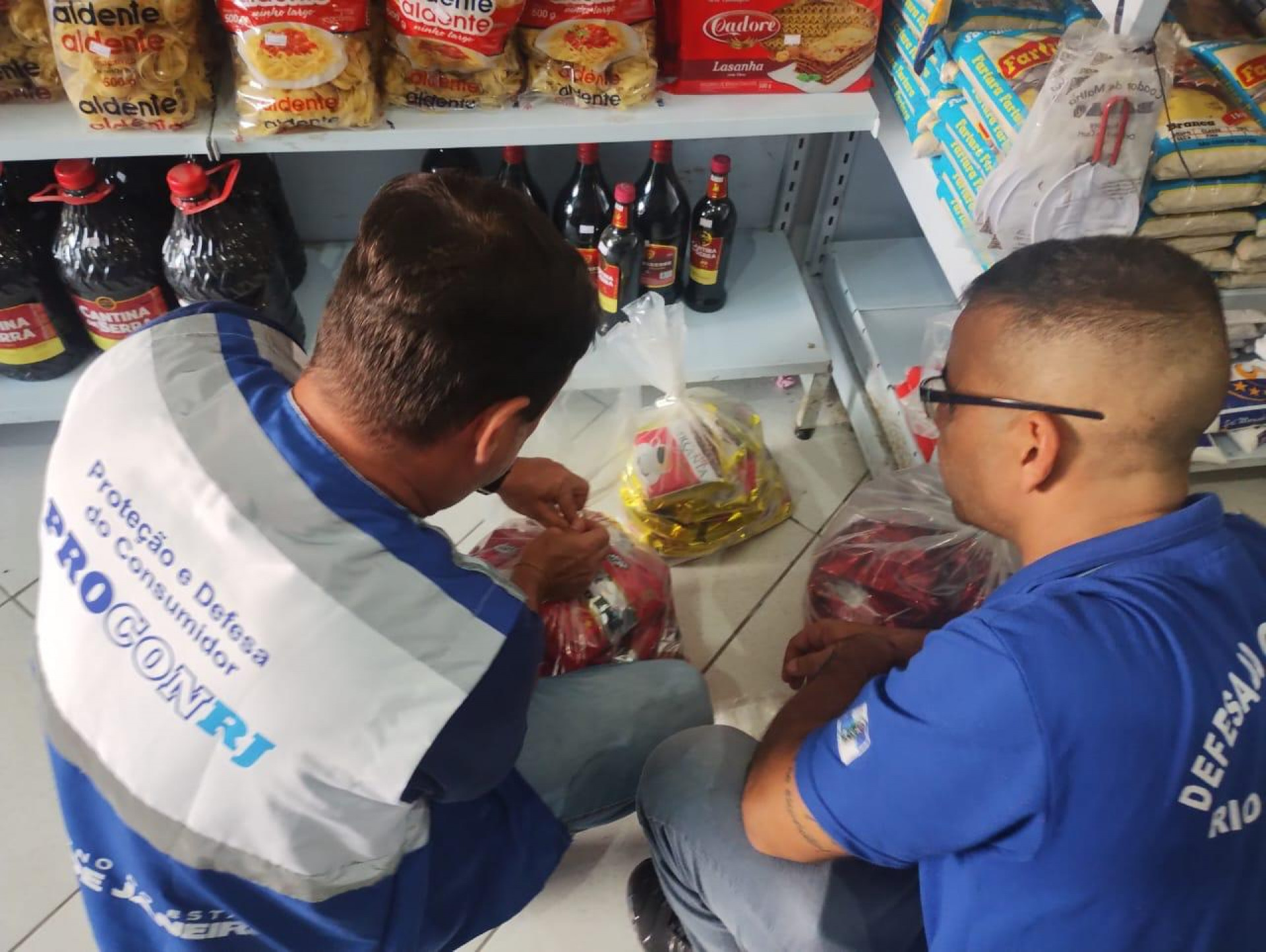 Cerca de três toneladas de café apreendidos passarão por análise na ABIC - Divulgação