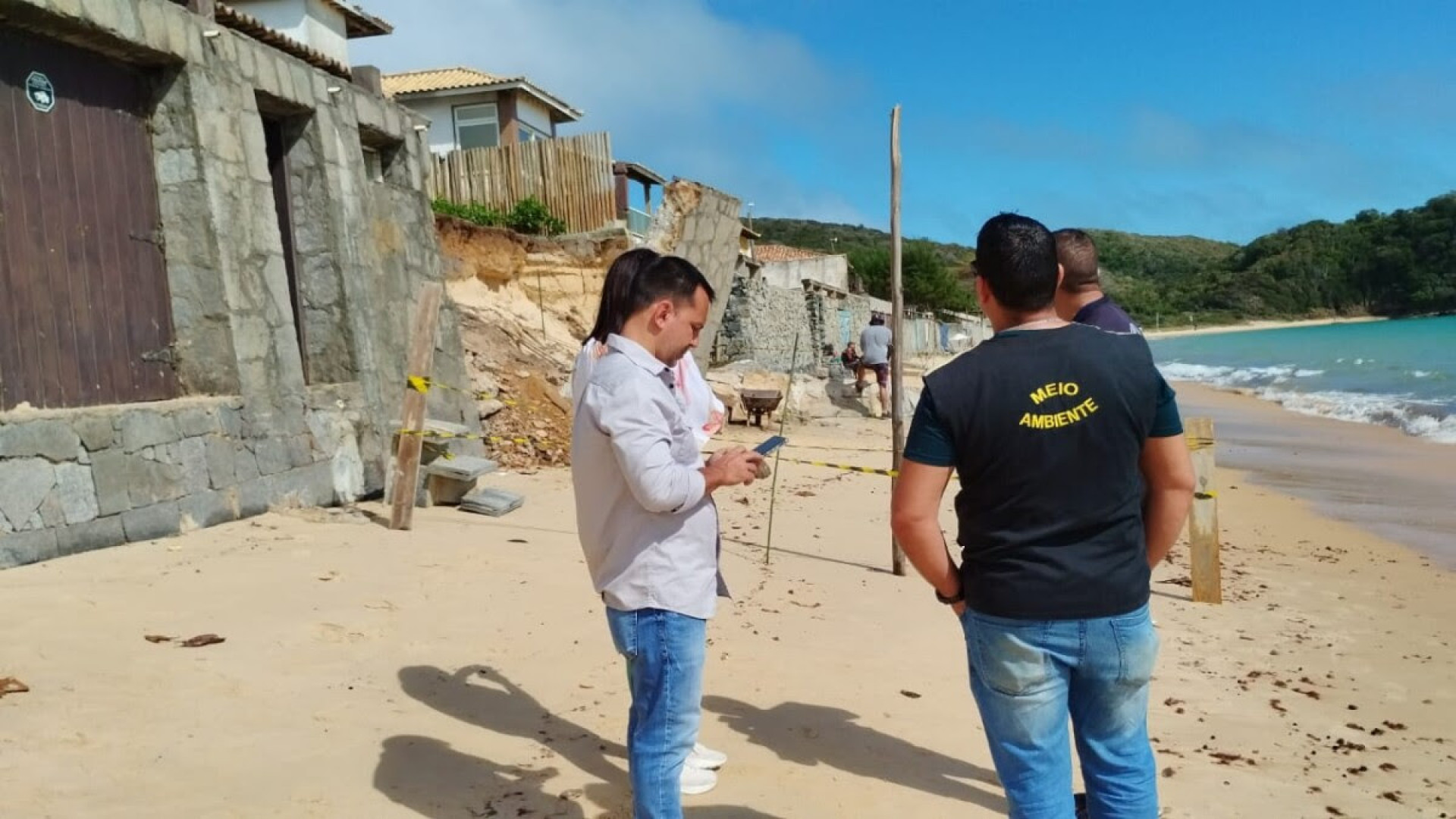 Remoção de rampas e escadas expostas - Ascom