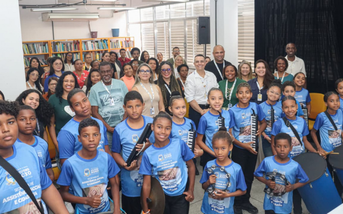 Crianças do Serviço de Convivência e Fortalecimento de Vínculos (SCFV) arrancaram aplausos em apresentação