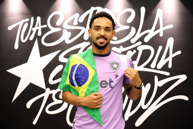 Vídeo! Vitinho conta como soube da convocação para a Seleção e comemora oportunidade