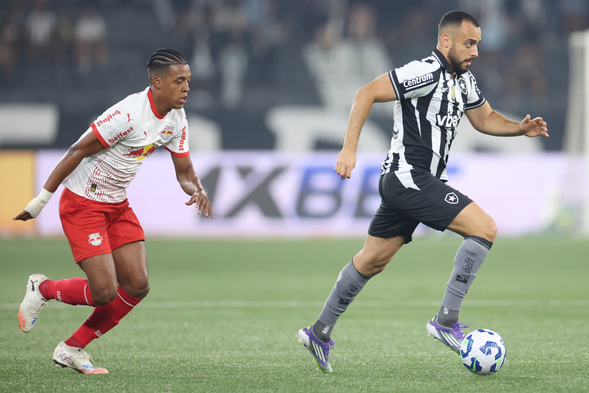 Botafogo enfrentou o Bragantino no Nilton Santos - Vitor Silva / Botafogo