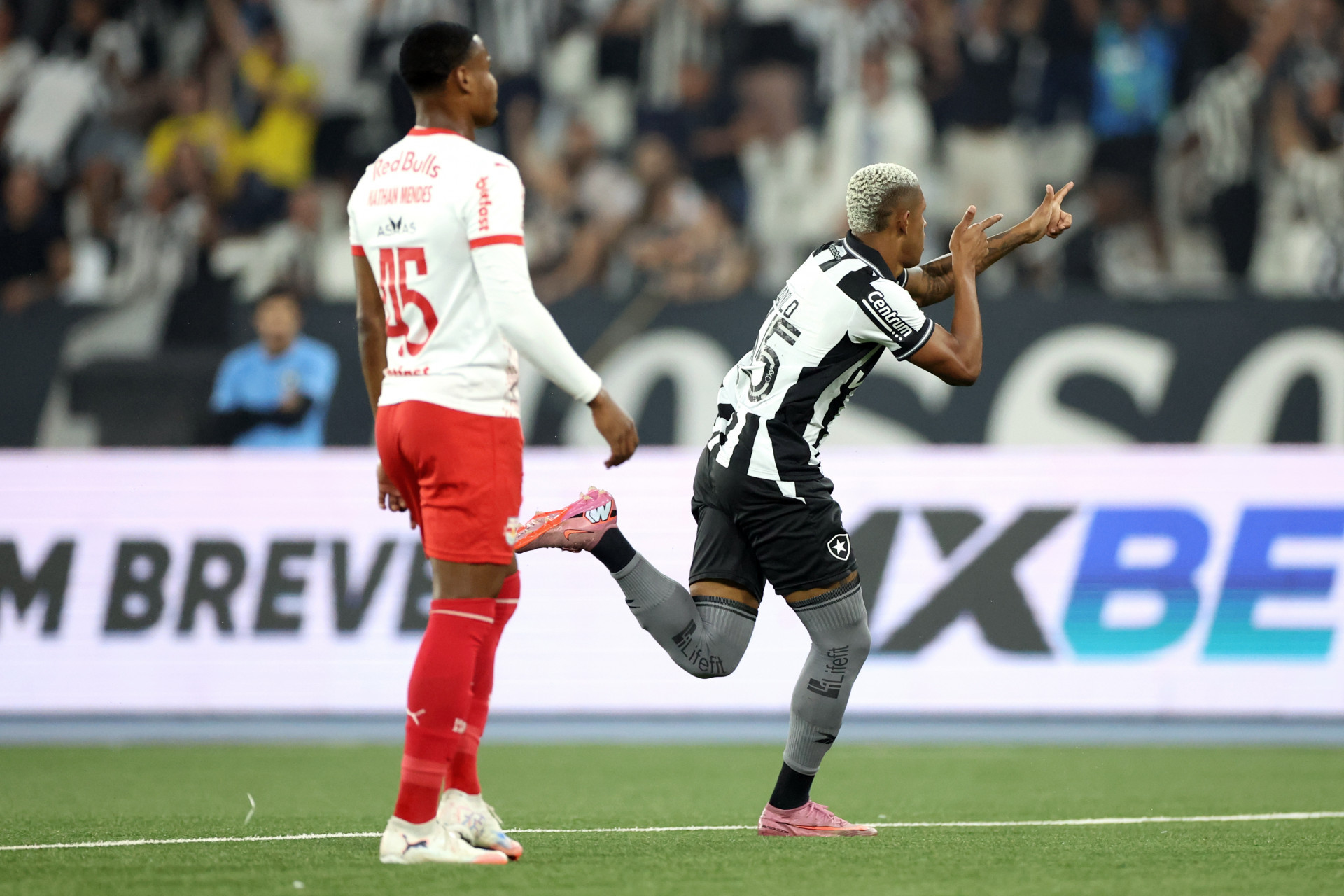 Botafogo e Bragantino se enfrentaram no Nilton Santos - Vitor Silva / Botafogo