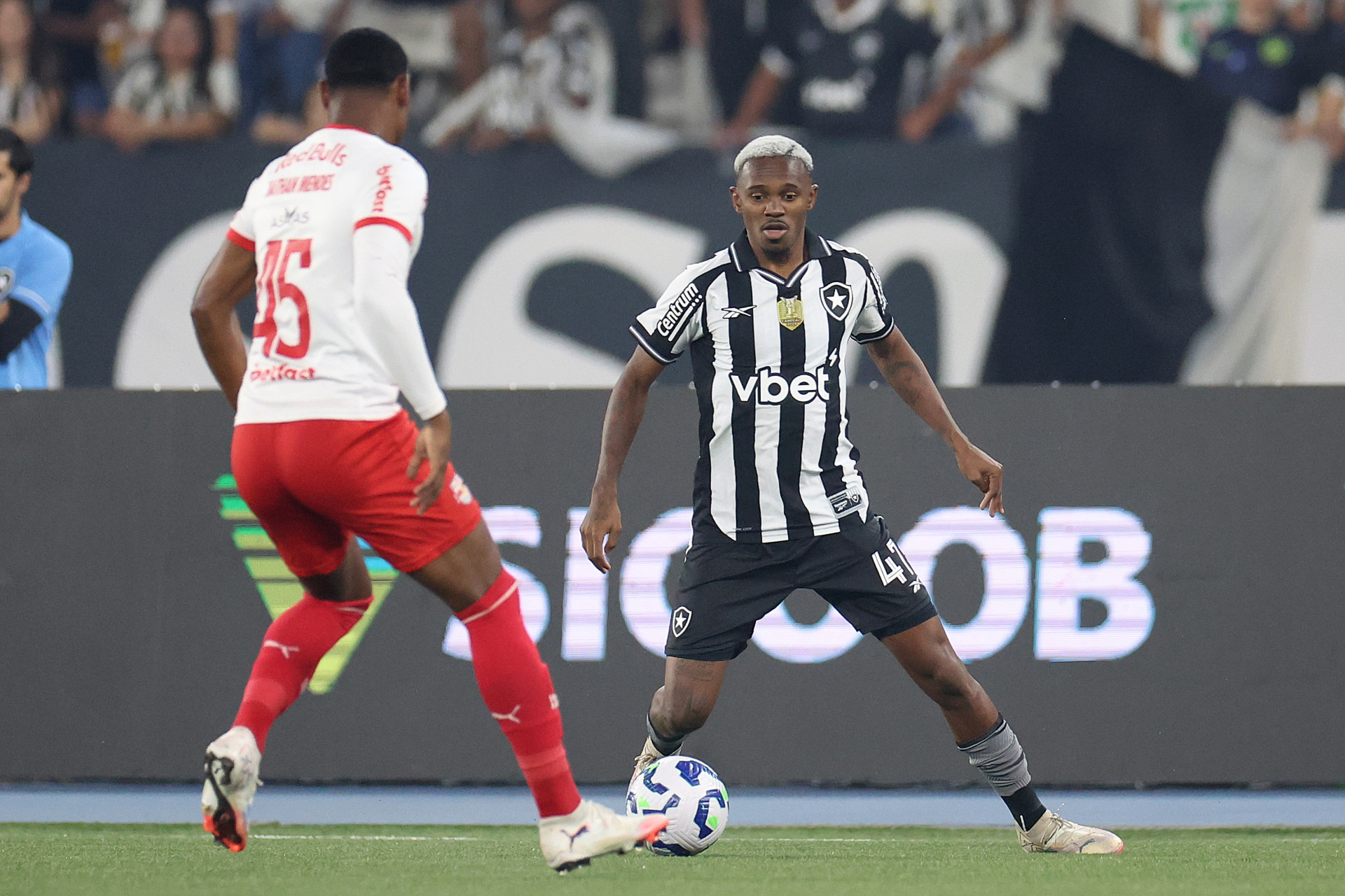 Botafogo enfrentou o Bragantino no Nilton Santos - Vitor Silva / Botafogo