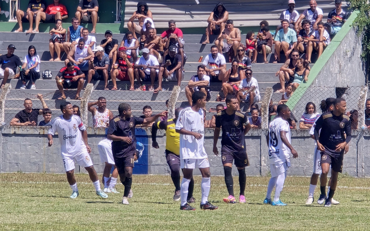 Torcida lotou as arquibancadas do Expedicionário para acompanhar as decisões do futebol amador