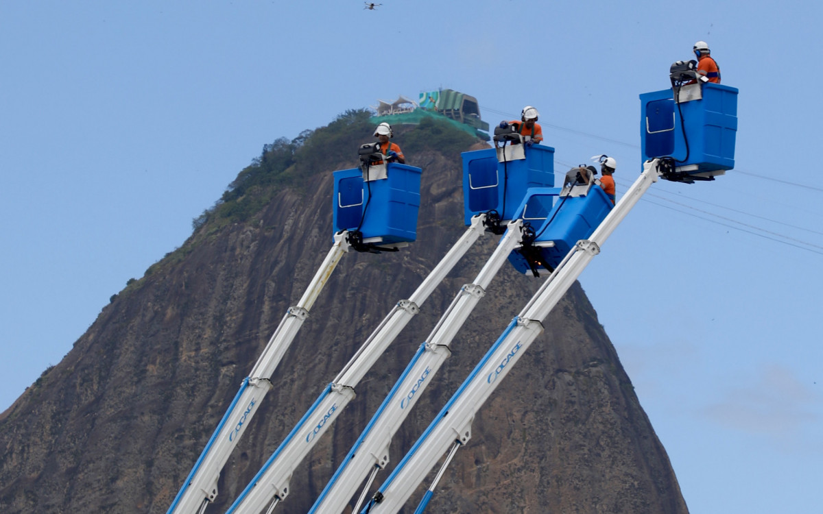 Novos equipamentos vão reforçar serviço de poda na cidade