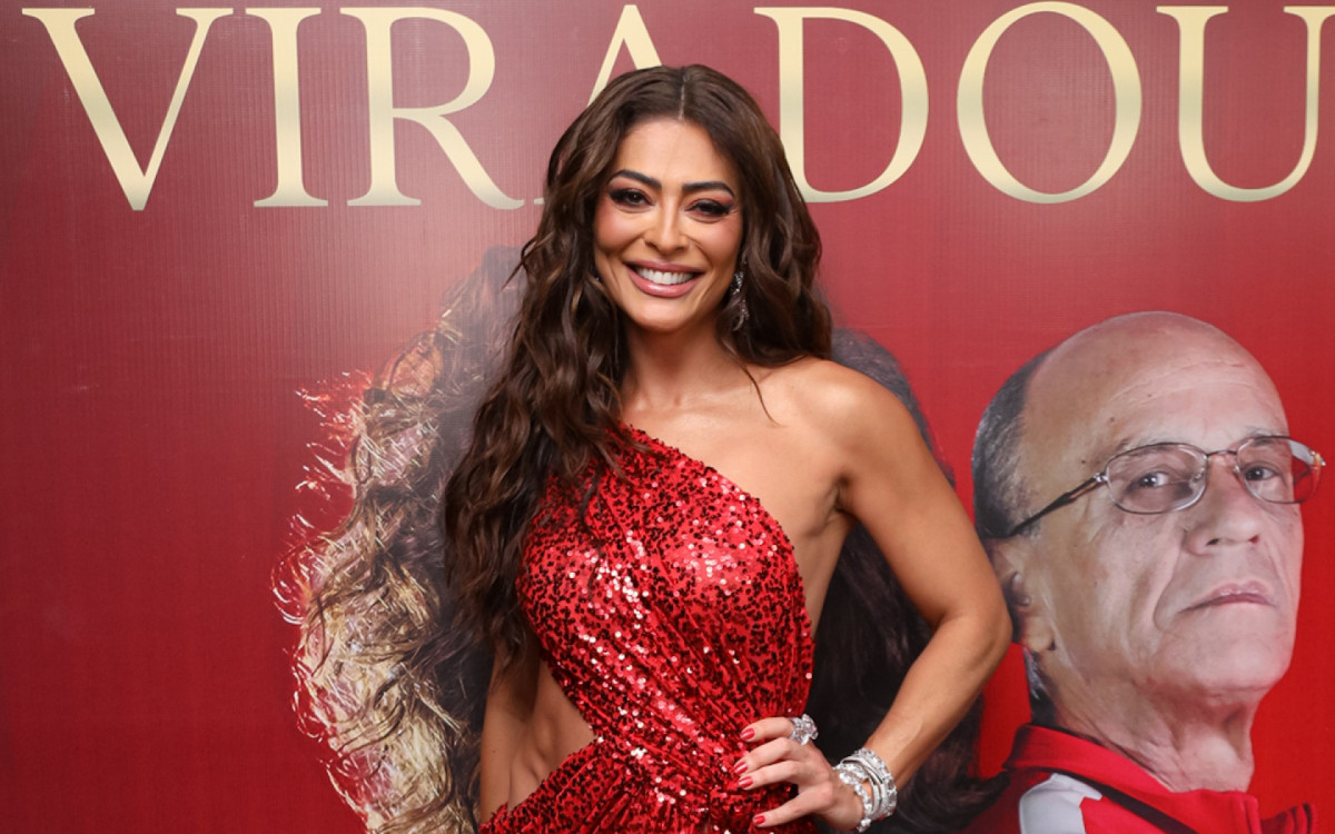 Juliana Paes volta ao cargo de rainha de bateria da Unidos do Viradouro