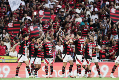 Flamengo sofre gol no fim e fica no empate com o Grêmio no Brasileiro