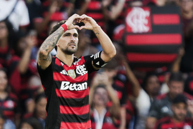 Arrascaeta lamenta chances perdidas e diz que Flamengo precisa reduzir erros