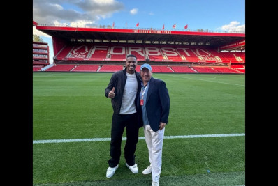 John Textor se despede de John, que deixa o Botafogo rumo ao Nottingham Forest