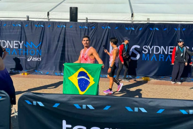 Nicolas Prattes comemora conquista na Maratona de Sydney: 'Brasileiro mais rápido da categoria'