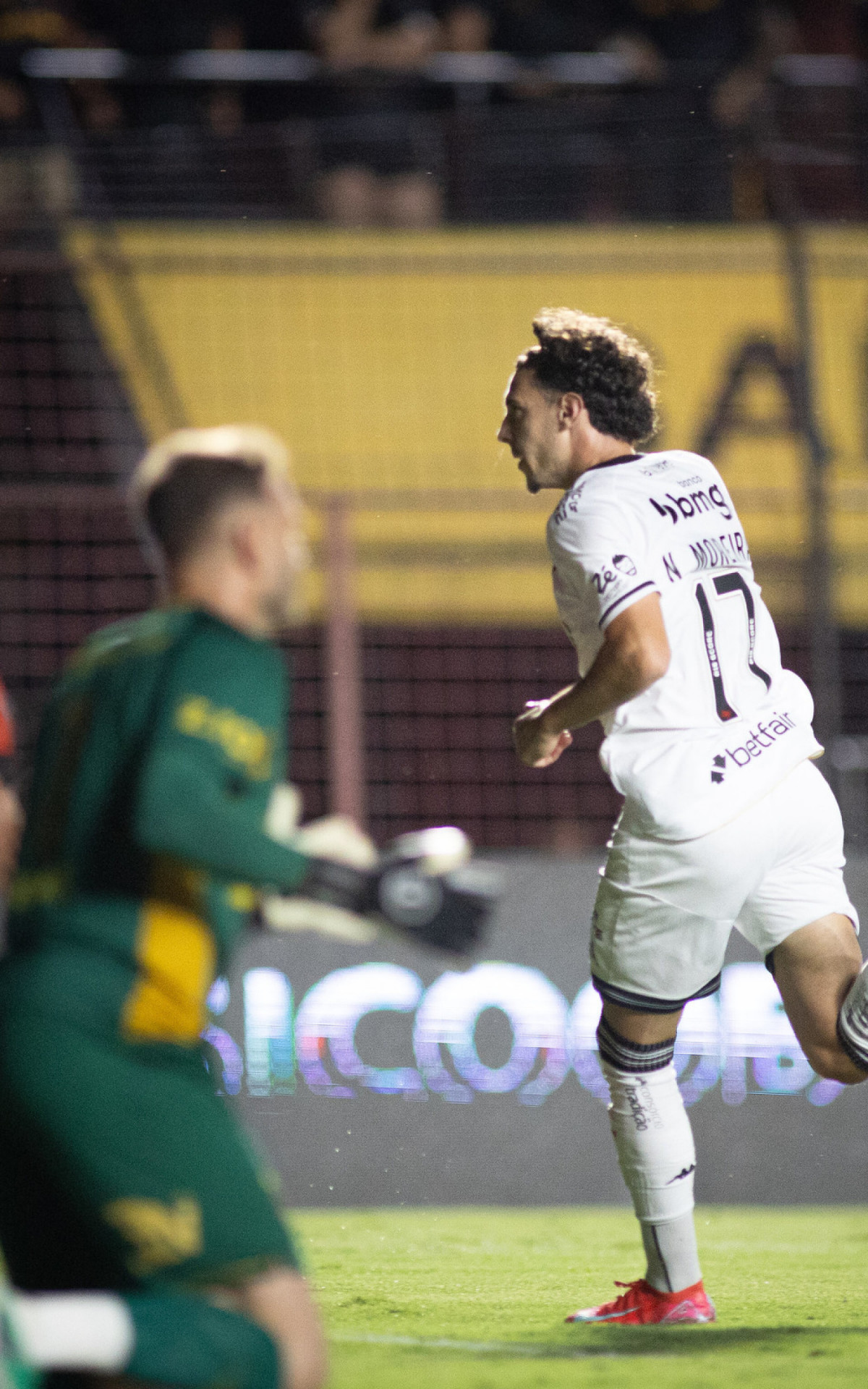 Nuno Moreira fez um gol e deu uma assist&ecirc;ncia na vit&oacute;ria do Vasco sobre o Sport - Matheus Lima/Vasco