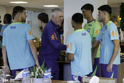 Conheça os jovens de Botafogo, Flamengo e Fluminense que treinam com a seleção