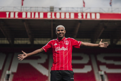 Nottingham Forest oficializa a contratação de Cuiabano, que estava no Botafogo