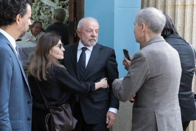 Lula diz que STF não deve temer EUA e espera que Justiça seja feita