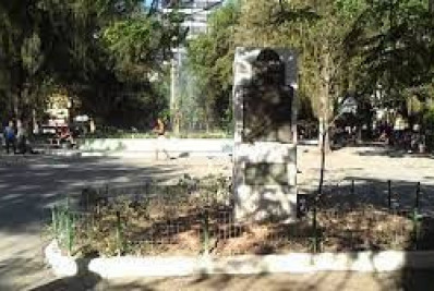 Casal é preso após assaltar pedestres em Niterói