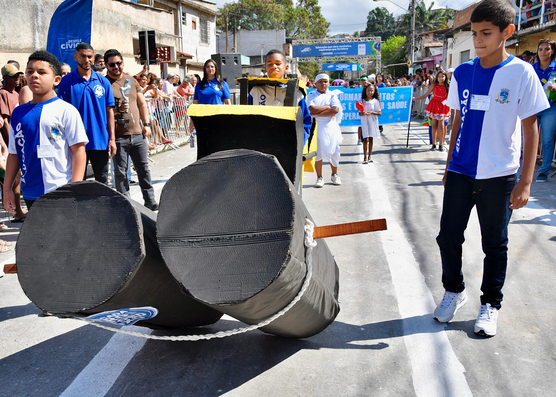 Alunos da Escola Municipal Julieta Rego lembraram do Programa Barricada Zero implantado pela Prefeitura

 - Jeovani Campos e Roger Silva / PMBR