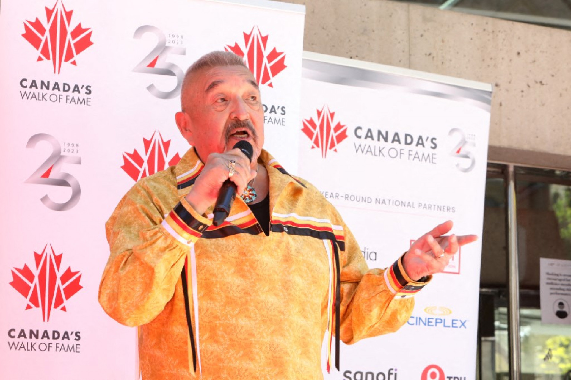 Graham Greene discursa na Calçada da Fama do Canadá - Jeremy Chan / Getty Images via AFP