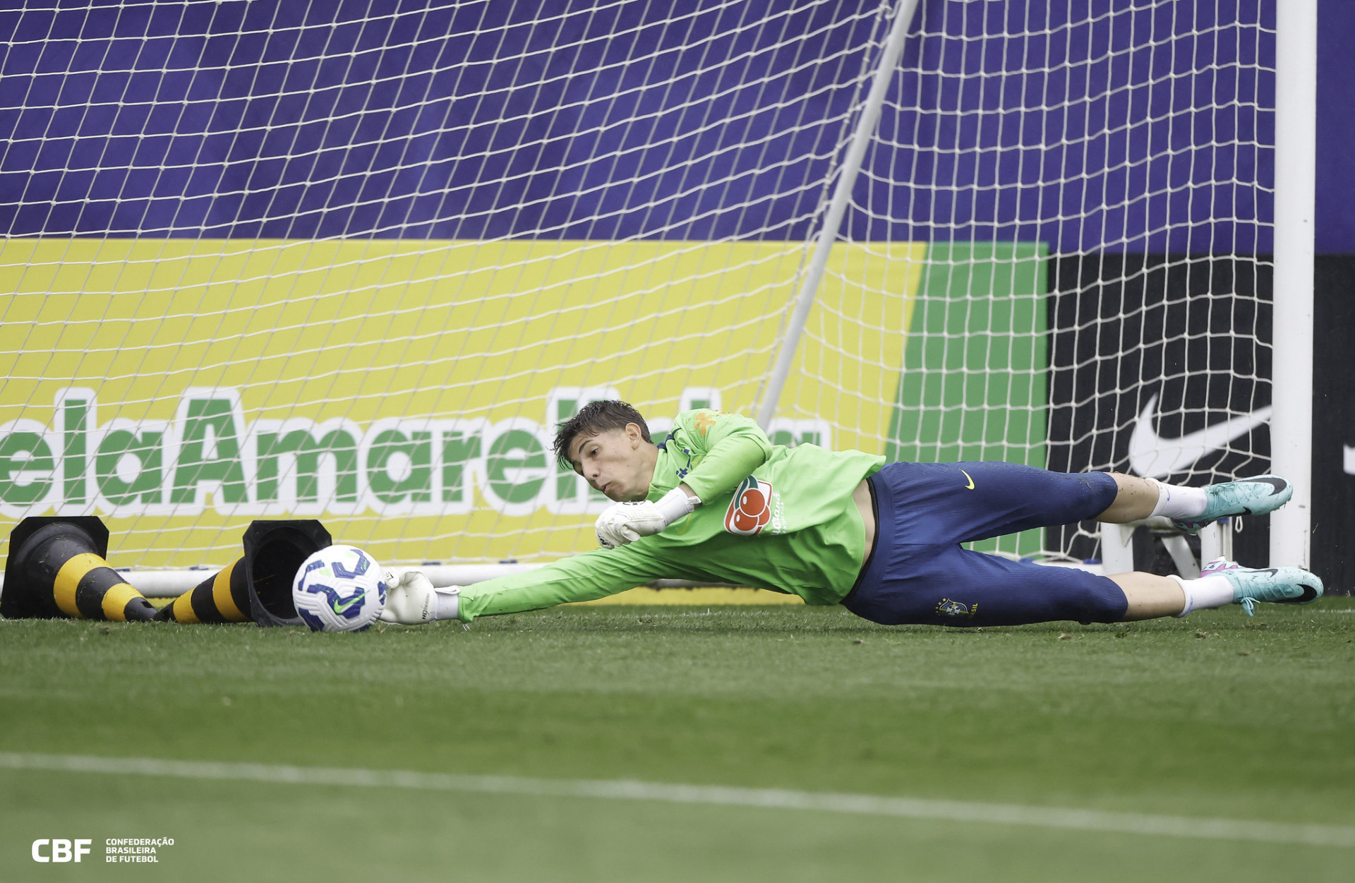 Goleiro do Flamengo participará de treinos da Seleção na Copa do Mundo