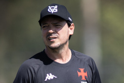 Vasco e Diniz tentam encerrar jejum em comum contra o Flamengo
