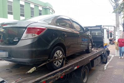 Guarda Municipal de Volta Redonda recupera produtos furtados de supermercado após denúncia de estacionamento irregular