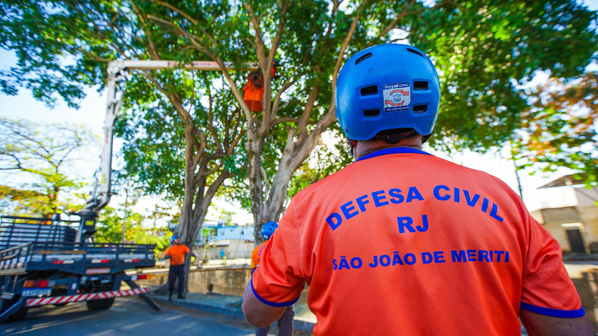 Trabalho foi realizado por agentes da Secretaria Municipal de Defesa Civil - Gilberto Rocha/ PMSJM