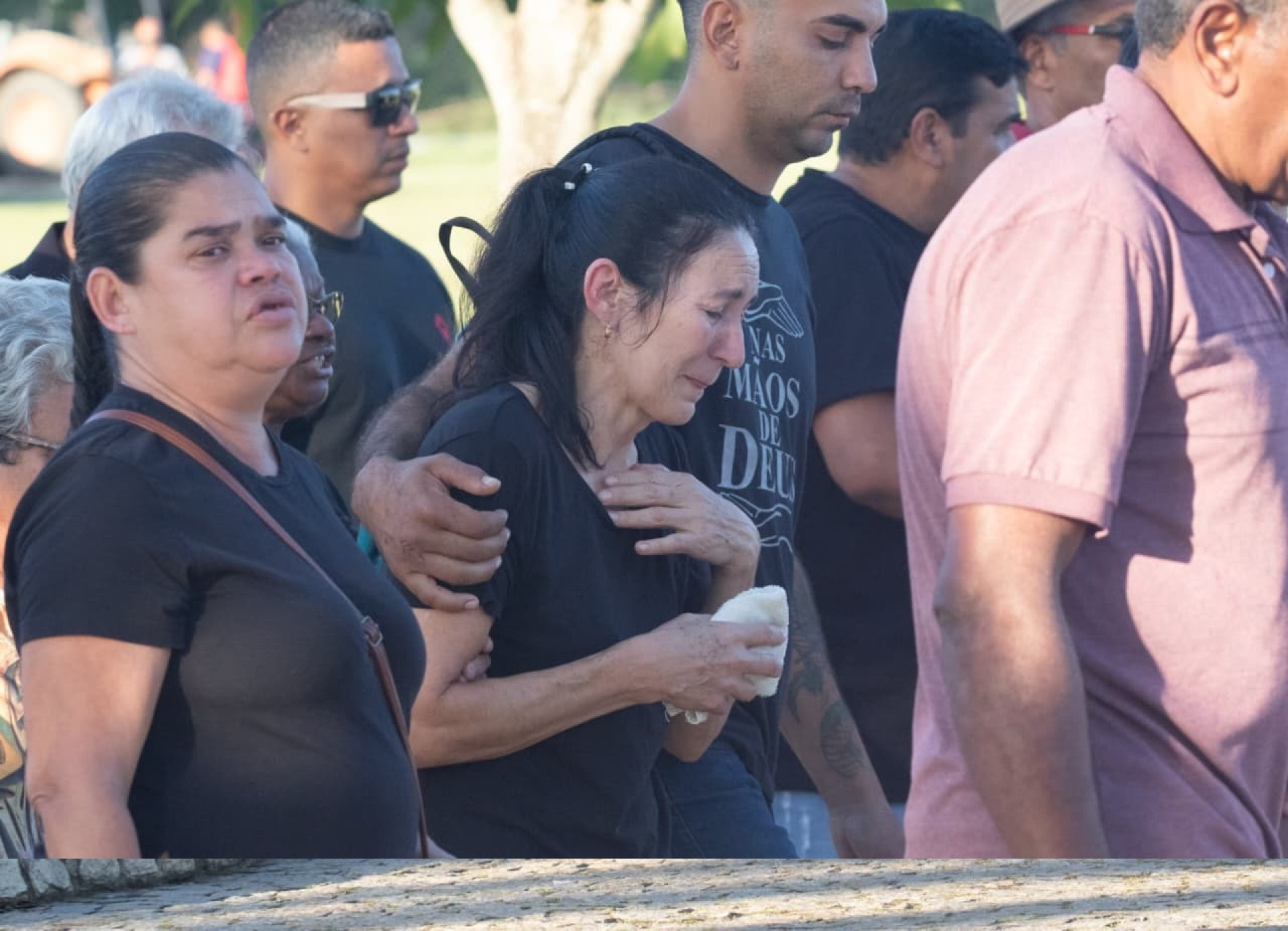 Velório e sepultamento ocorreram no Memorial Parque Nycteroy, no bairro Laranjal, em São Gonçalo - Érica Martin/Agência O Dia