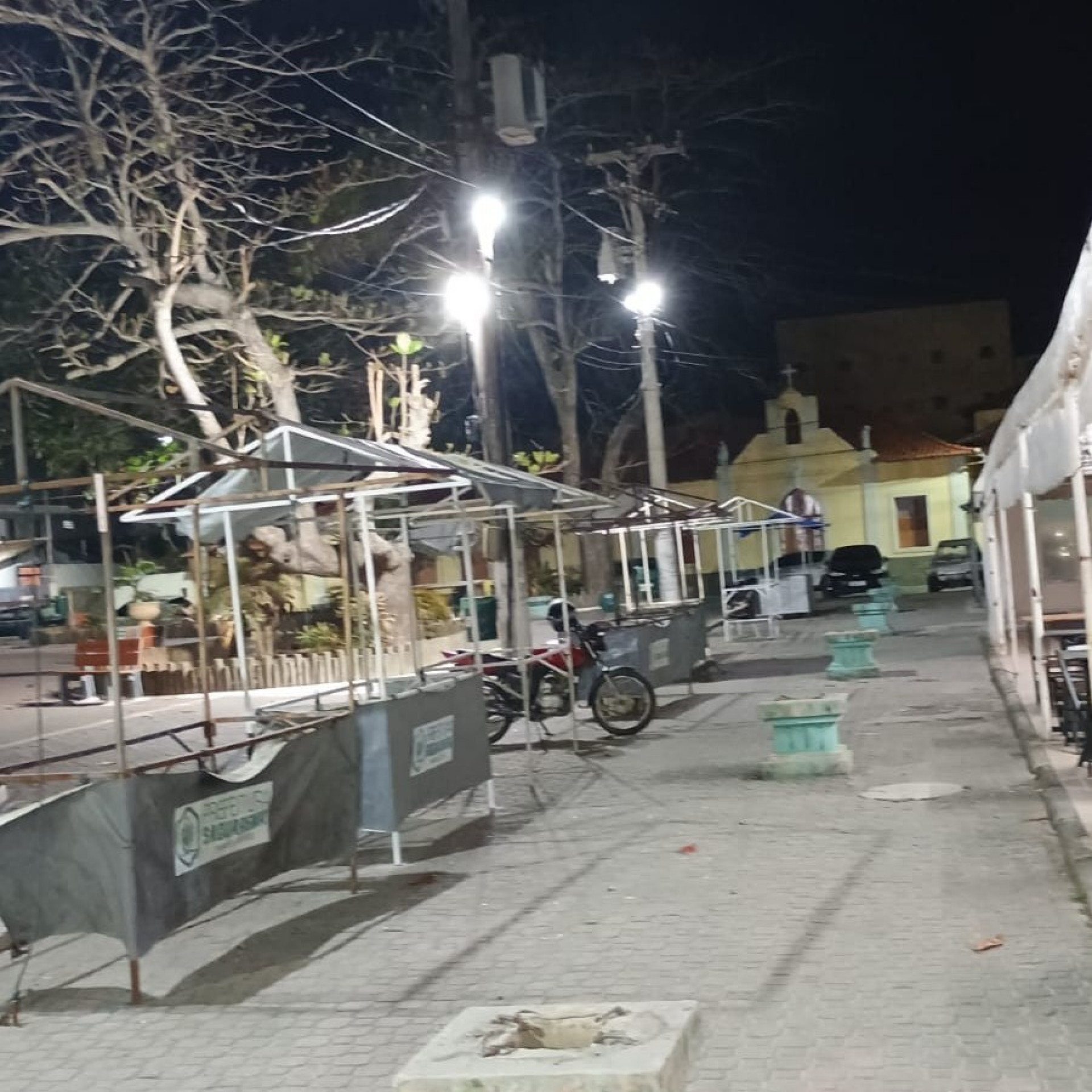 Praça Oscar de Macedo Soares foi totalmente revitalizada - Divulgação