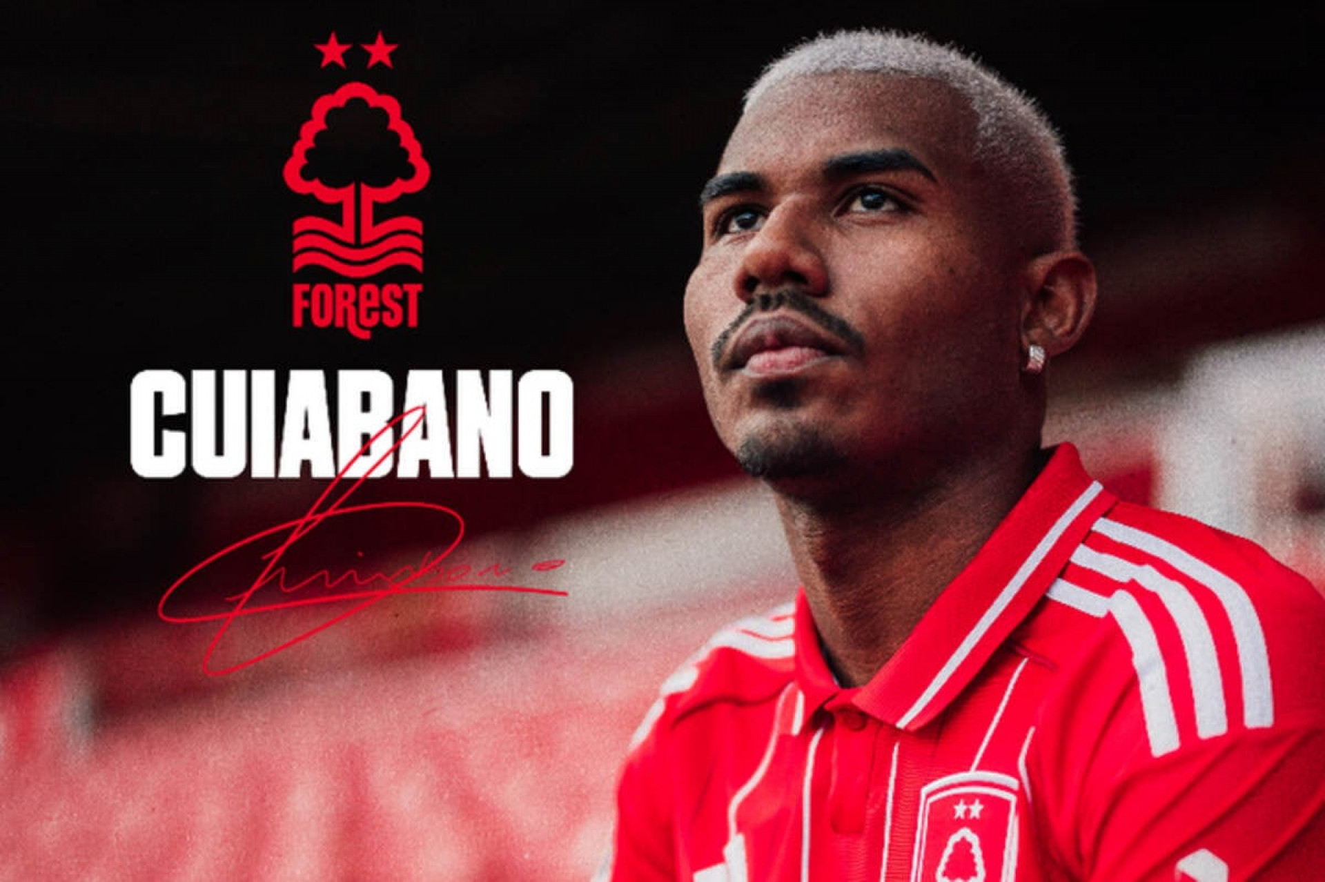 Cuiabano, agora do Forest, desembarca no Rio de Janeiro para retornar ao Botafogo